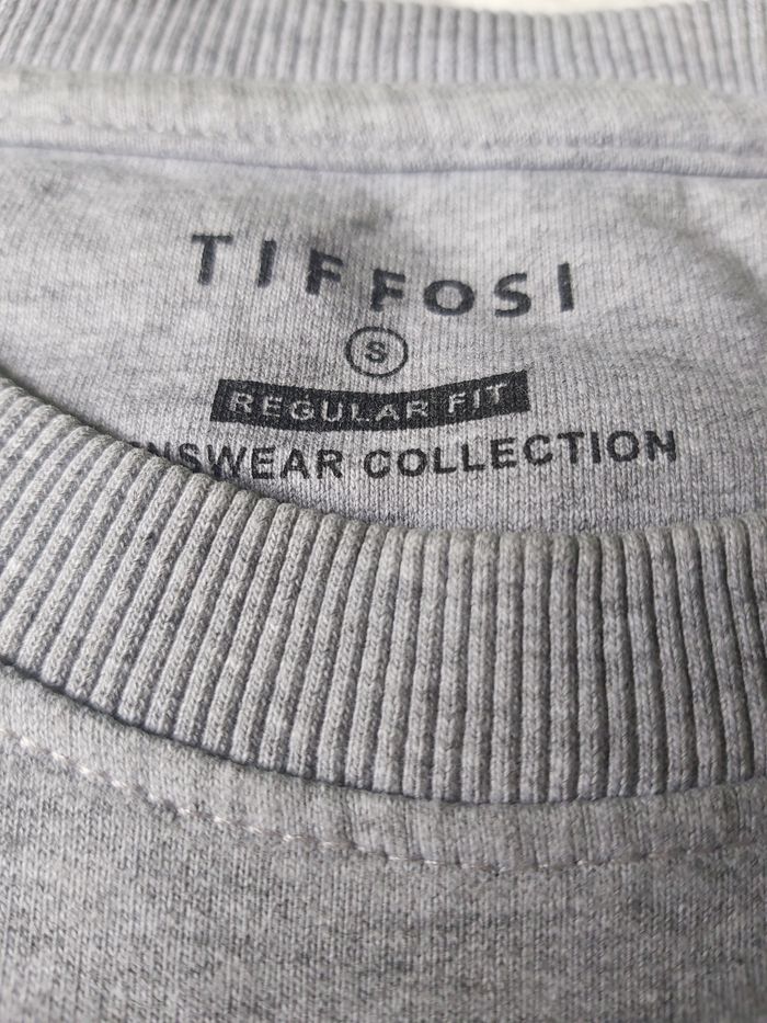 Sweat gris avec inscription TIFFOSI Taille S - photo numéro 2
