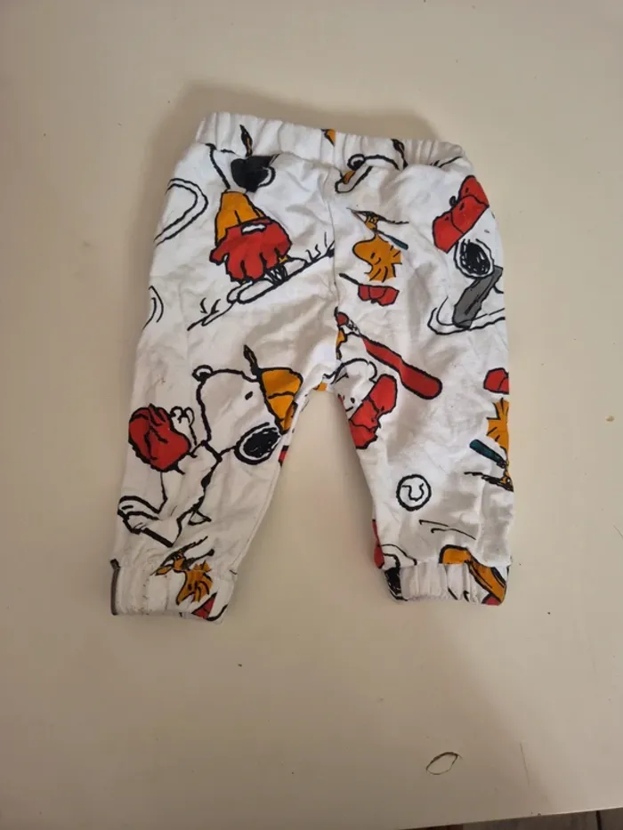 Pantalon snoopy 6 mois - photo numéro 2