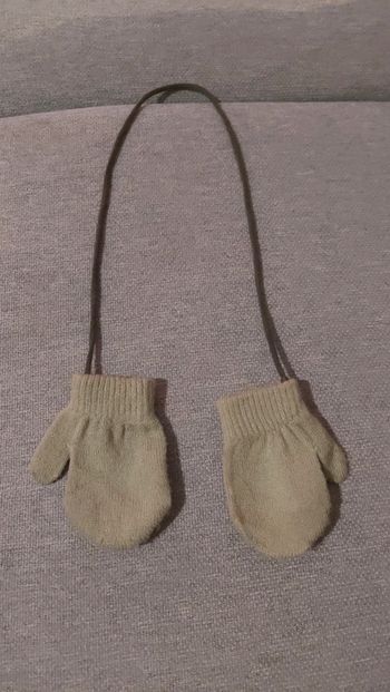 Moufles bébé en laine