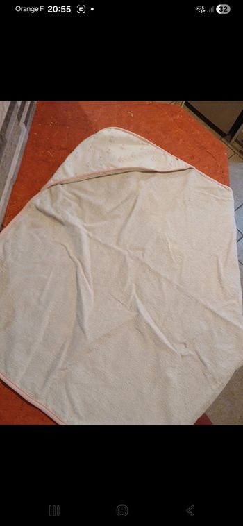 Cape de bain bébé