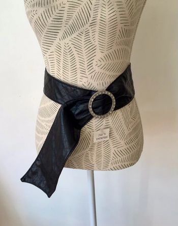 Ceinture noir taille unique avec boucle strass (0224)