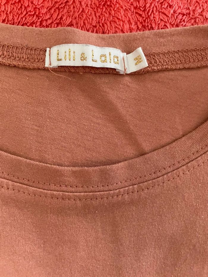 T-shirt avec épaulette saumon Lili & Lala taille M très bon état - photo numéro 4