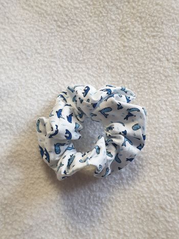 Chouchou Neuf motif dauphins