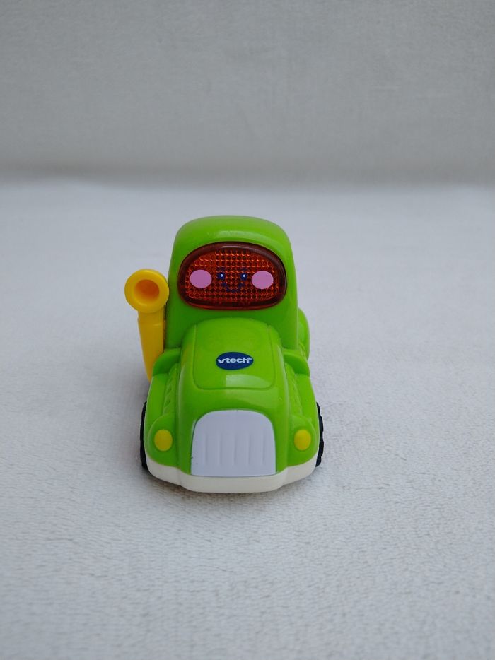 Tut Tut Gaëtan vert - photo numéro 2