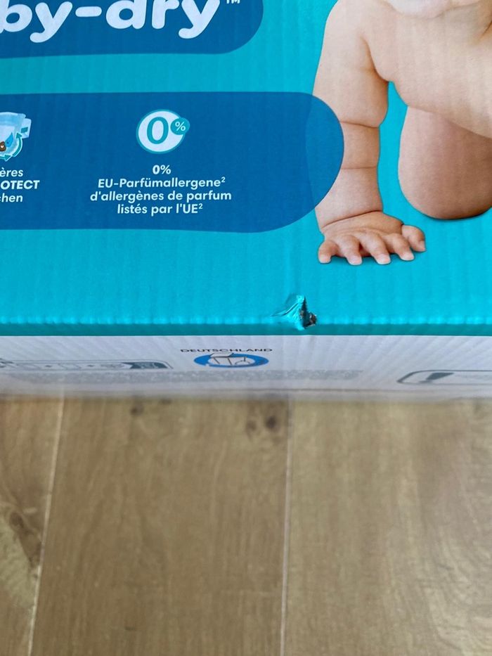 Couches Pampers baby dry taille 3 neuf - photo numéro 5