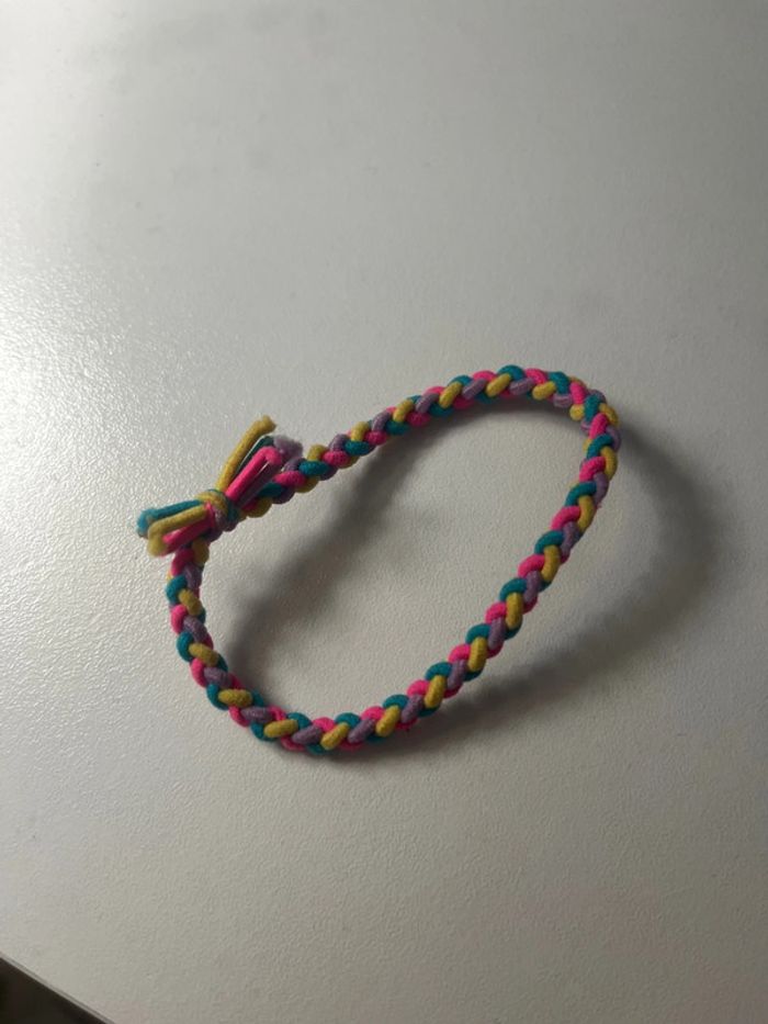 Bracelet/ élastique tressé