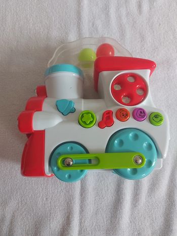 Train musical, sonore qui avance auchan