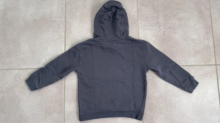Sweat à capuche gris Kiabi 6 ans - photo numéro 5