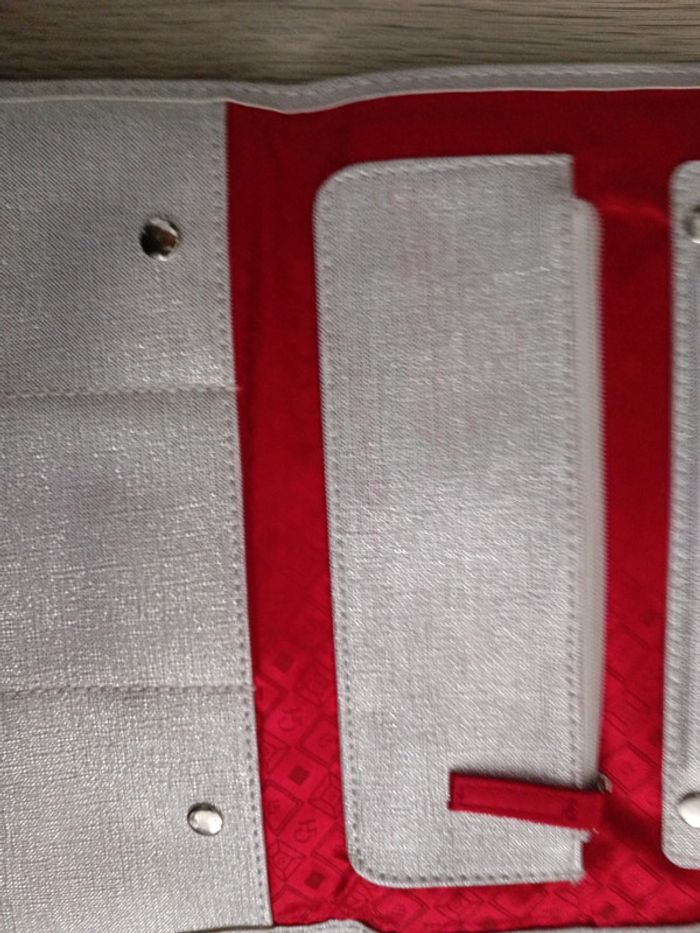 Pochette - photo numéro 4