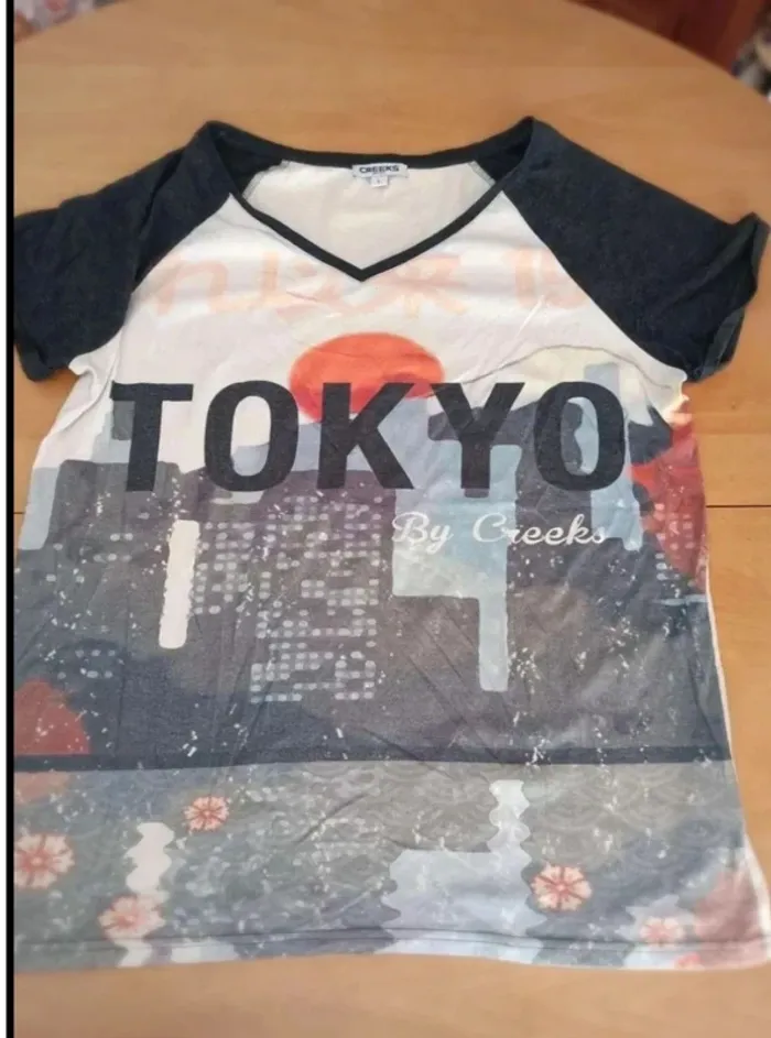 T-shirt creeks L très bon état