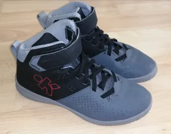 Baskets sport basketball pointure 34