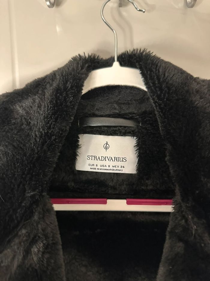 Veste en cuir, fausse fourrure - photo numéro 3