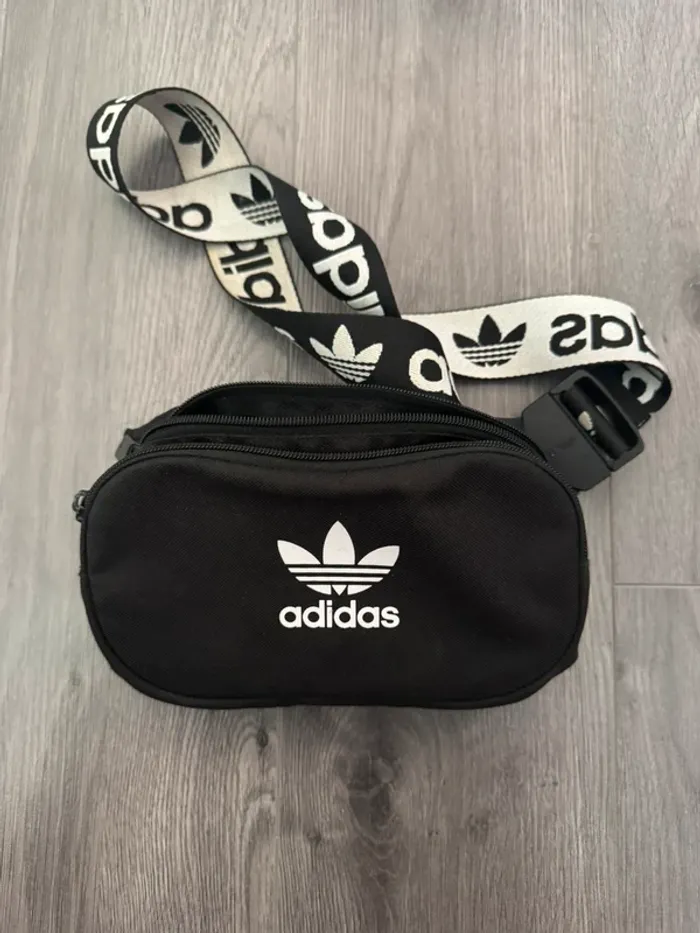 Sacoche banane adidas
