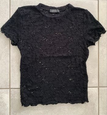 Haut noir en dentelle Bershka taille S