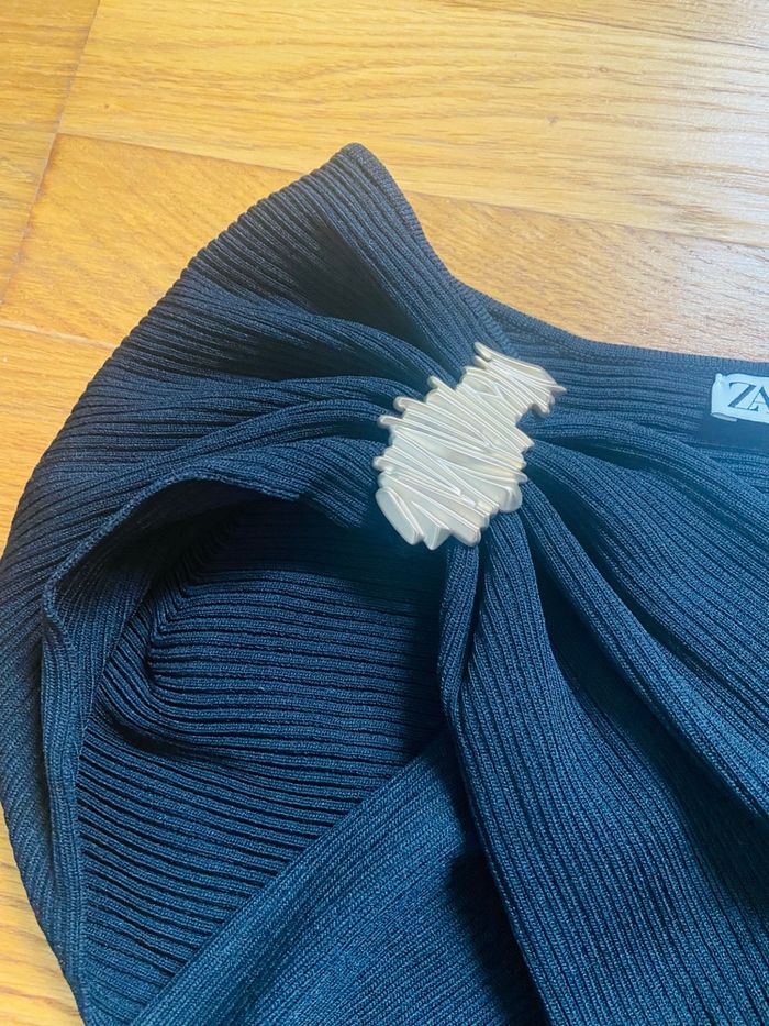 Top court Zara taille M - photo numéro 4