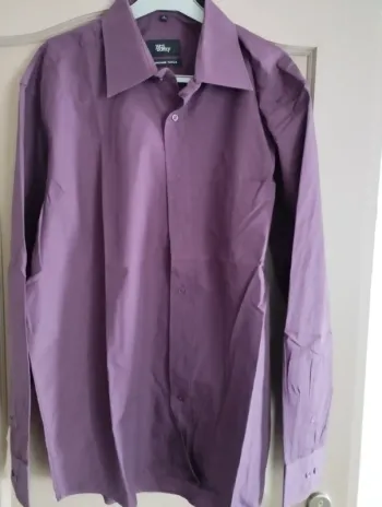 Baisse de prix: Chemise longues manches XL