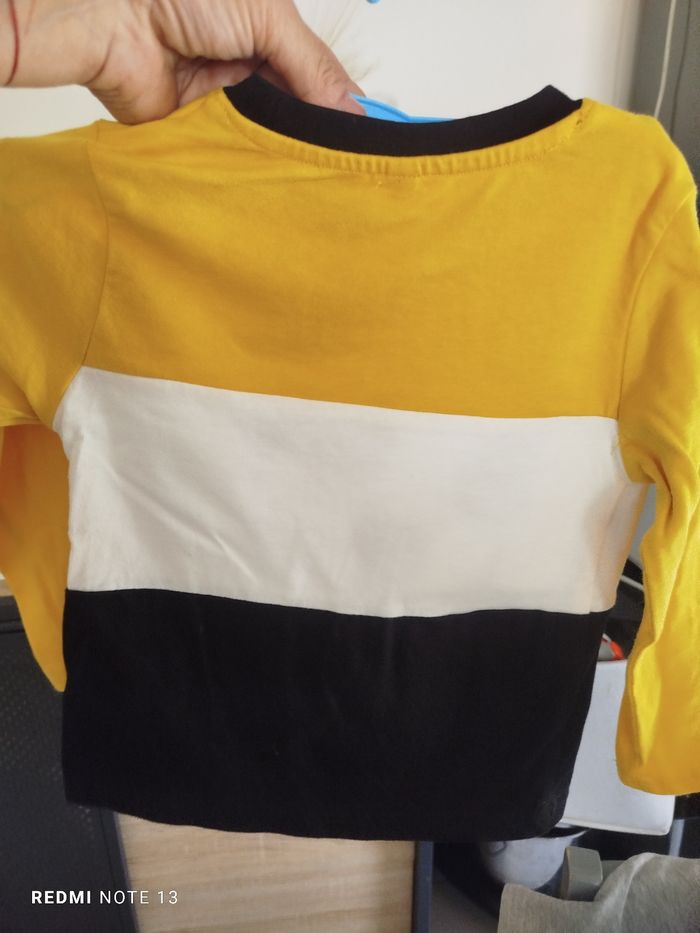#kytie3ansgarcon. Tee-shirt manches longues taille 3 ans - photo numéro 2