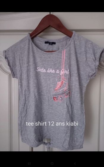 Tee-shirt gris à motif