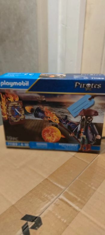 Playmobil pirate avec son canon de feu 4/10 ans neuf