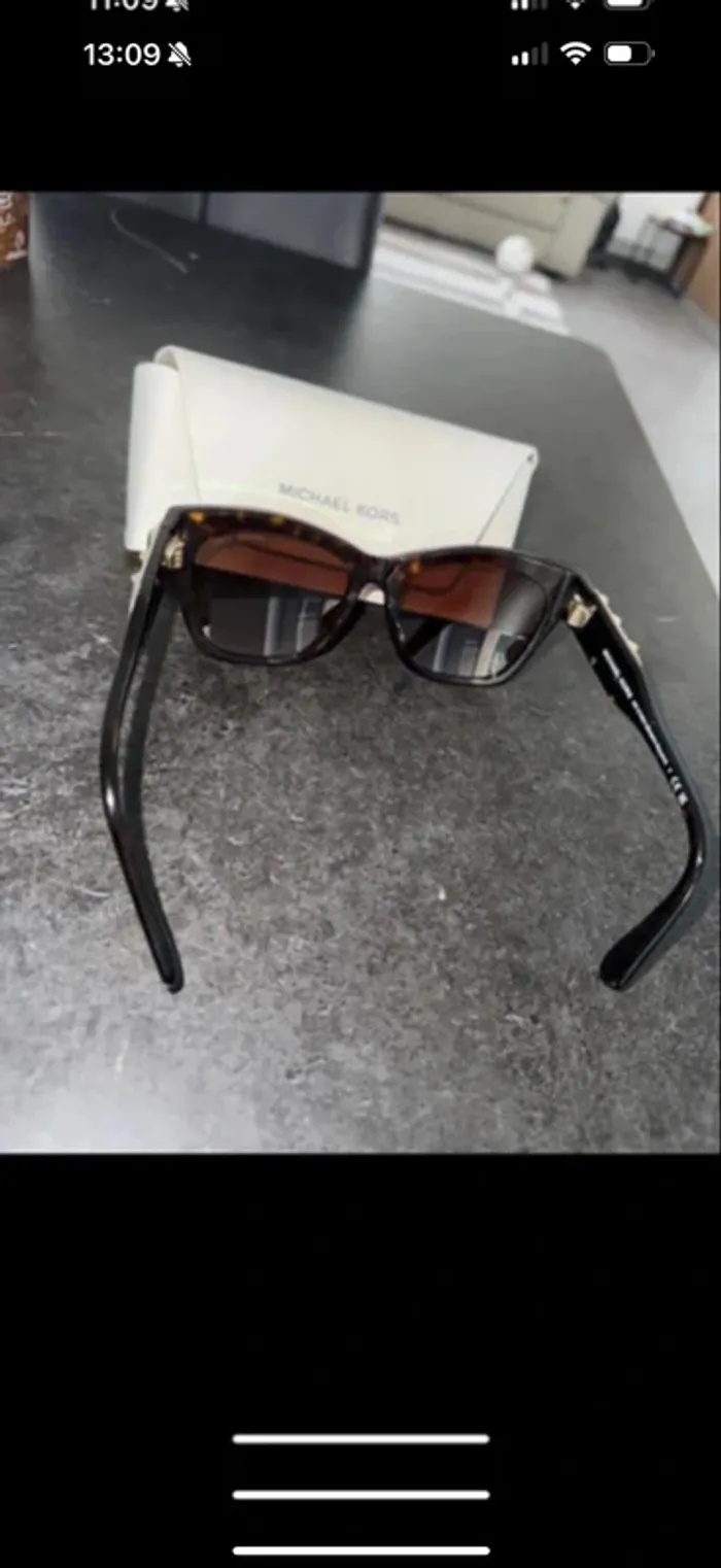 Lunettes de soleil michael kors xs - photo numéro 4