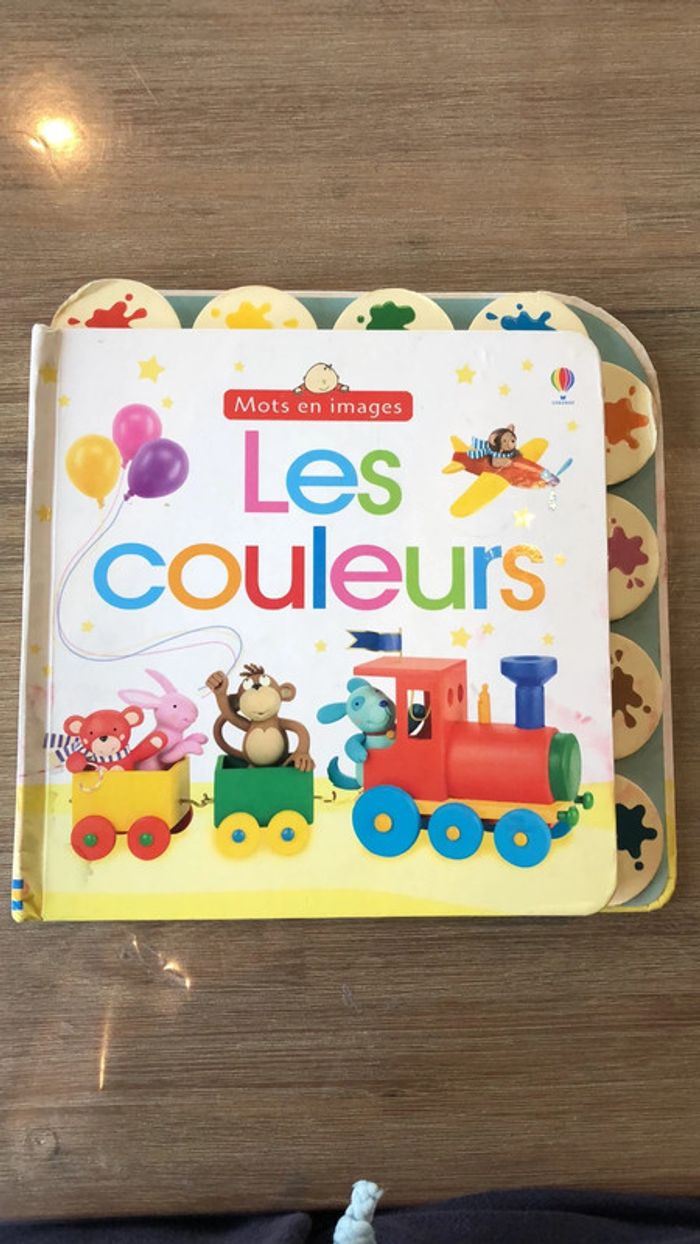 Livre Les couleurs satisfaisant - photo numéro 1