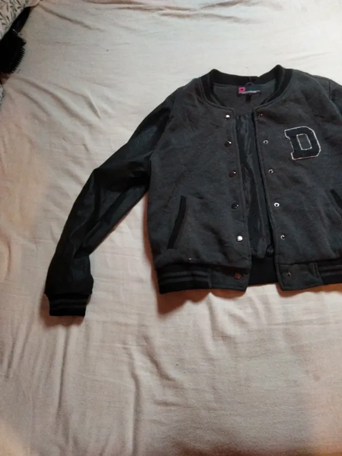 Veste varsity dollhouse taille M - photo numéro 3