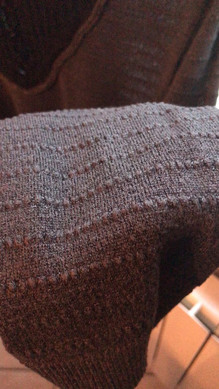 Pull naf naf kaki/ noir - photo numéro 3