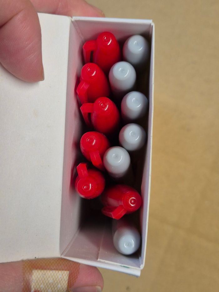 Boîte 12 feutres Sharpie rouges - photo numéro 4