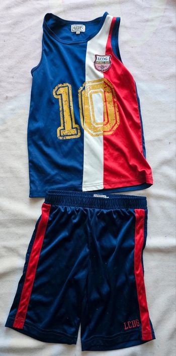 Ensemble  la compagnie des petits 10/8 ans