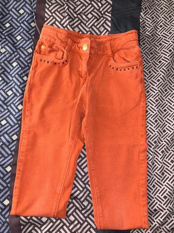 Jean super skinny tape à l’œil