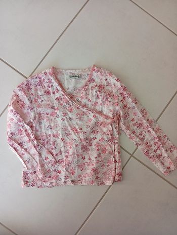 Haut cache cœur blanc et rose Tape à l'oeil taille 5 ans