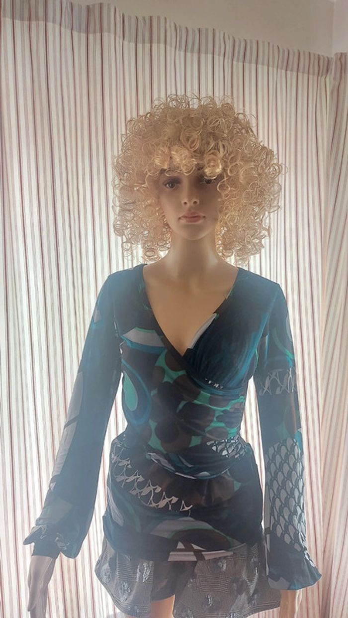 Blouse femme La fée Maraboutée taille 2 (38) - photo numéro 2