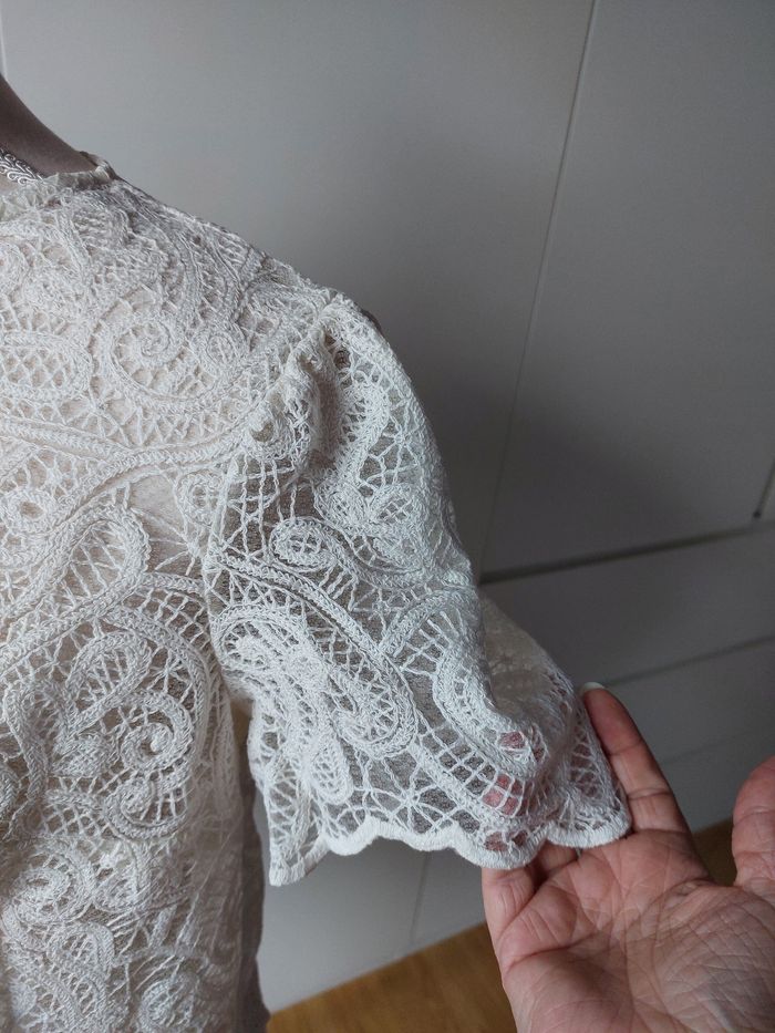 Très joli top en dentelle manches courtes - photo numéro 3