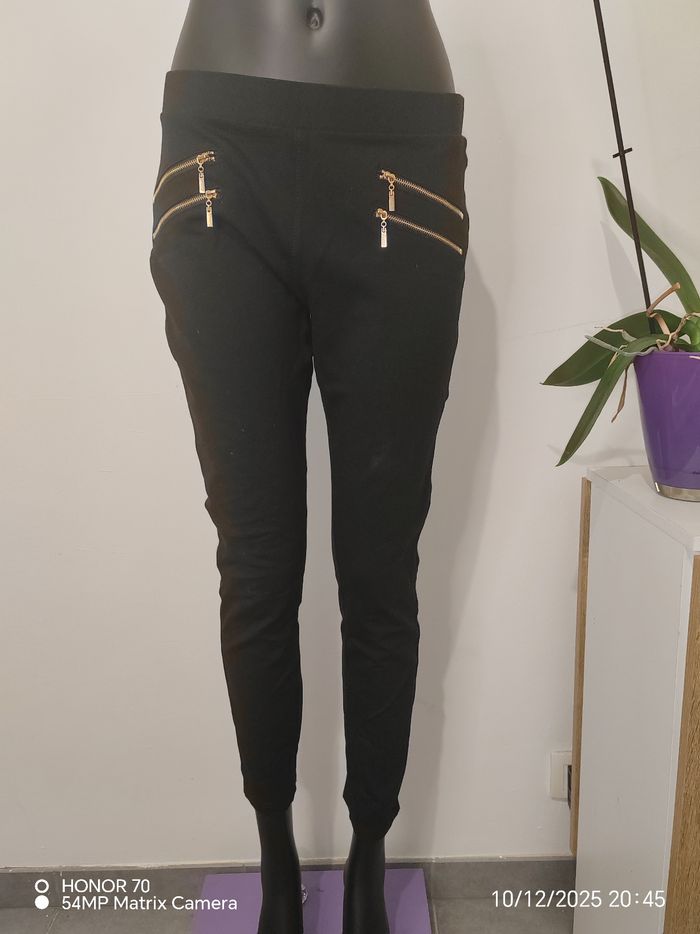 LEGGINGS
