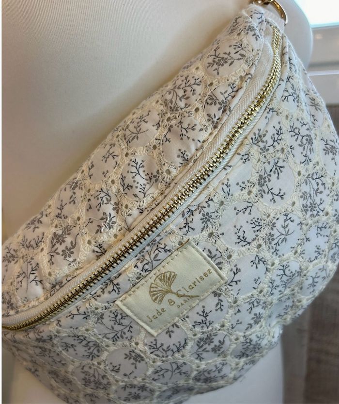 Sac banane neuf - photo numéro 3