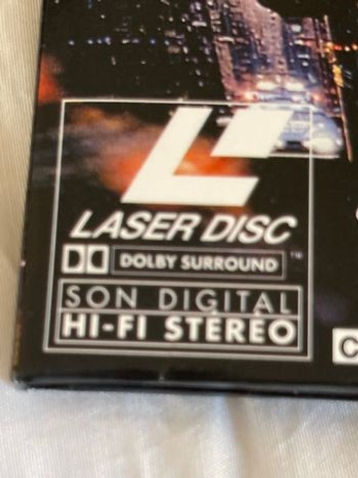 Laser Disc - Le cinquième élément - photo numéro 5