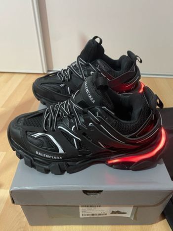 Balenciaga track led