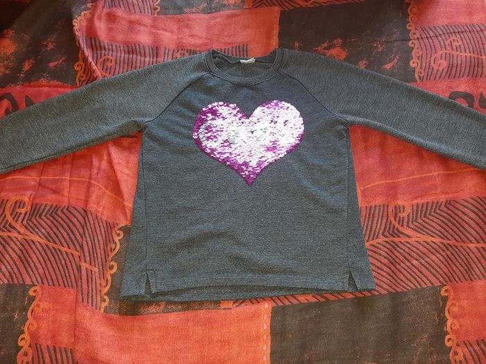 Pull à sequins 6ans