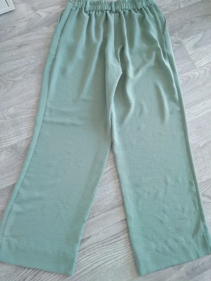 Pantalon vert femme taille 38 - photo numéro 3