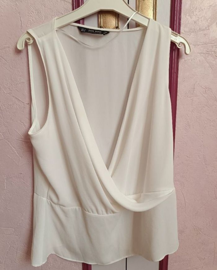 Blouse "Zara" blanc- crème en T.38 Neuve - photo numéro 4