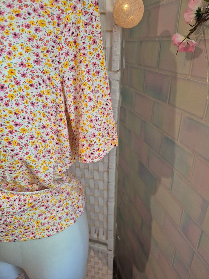 💕Jolie blouse cache-cœur/ Top portefeuille fleuri Etam femme TXL / 42 - Neuf💕 - photo numéro 7