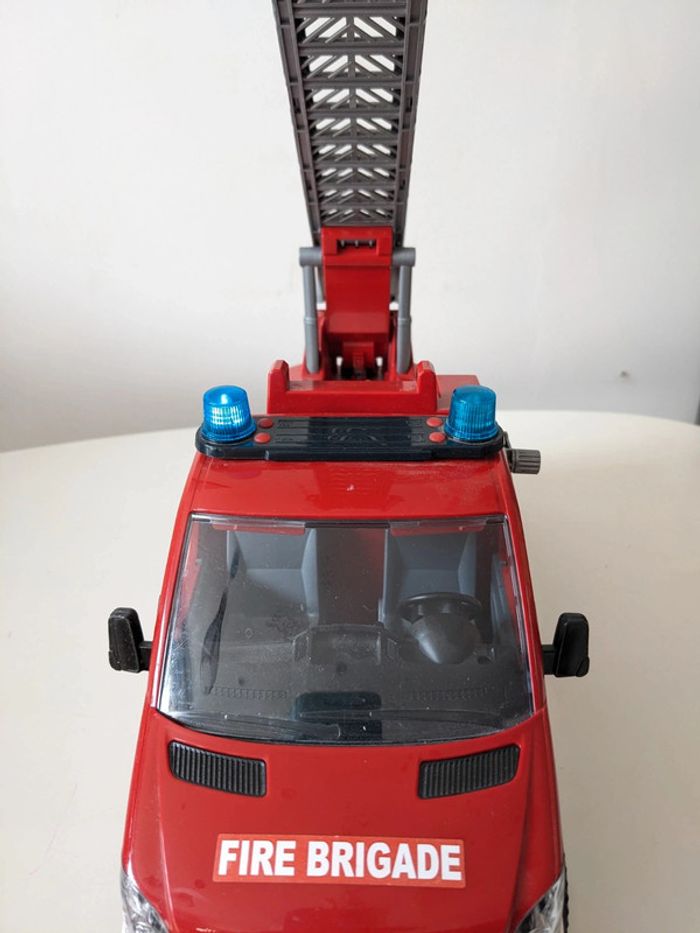 Camion pompier Bruder - photo numéro 5
