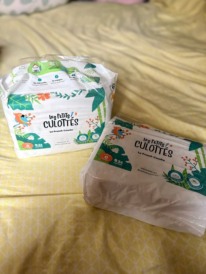 8 paquets Couches taille 0