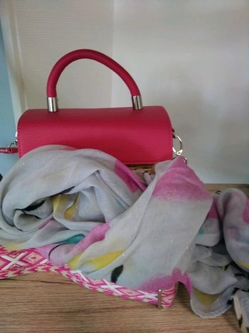 Ensemble sac et foulard