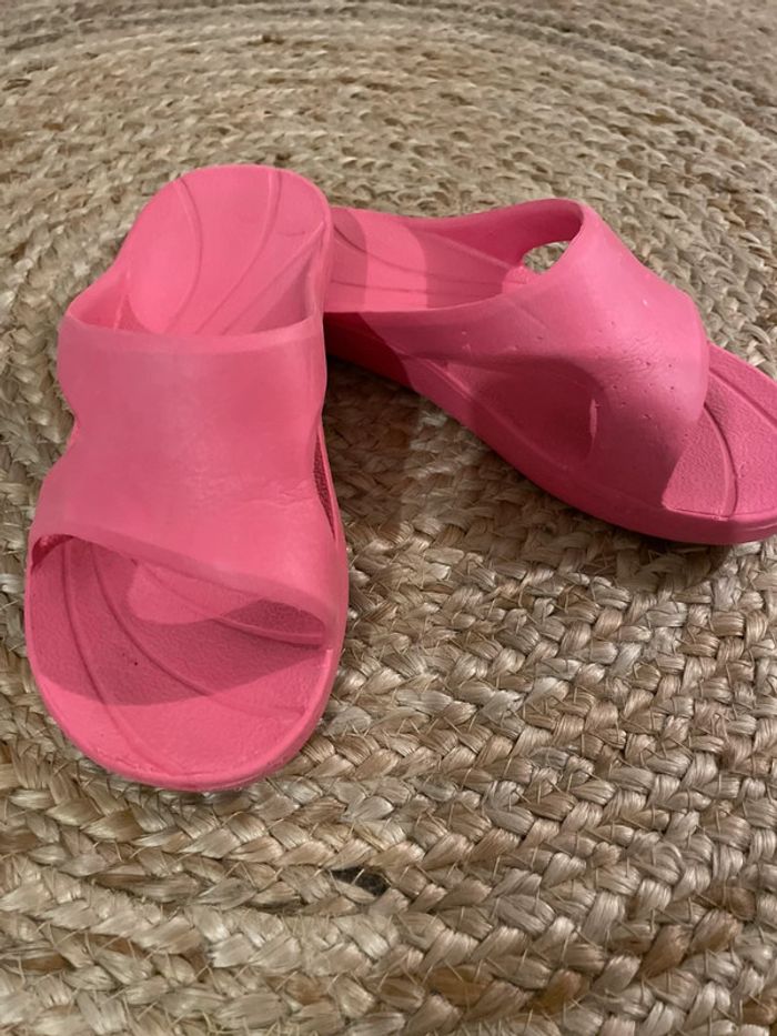 Paire de claquettes fille - photo numéro 4
