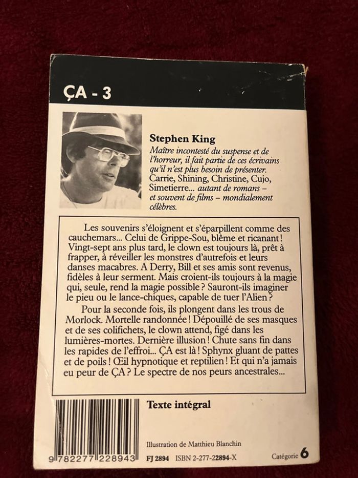 Coffret 3 livres de poche de Stephen King Ça et dvd blu ray - photo numéro 14