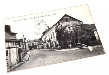 Carte postale ancienne Chenonceaux (Indre-et-Loire) Le Centre du Bourg