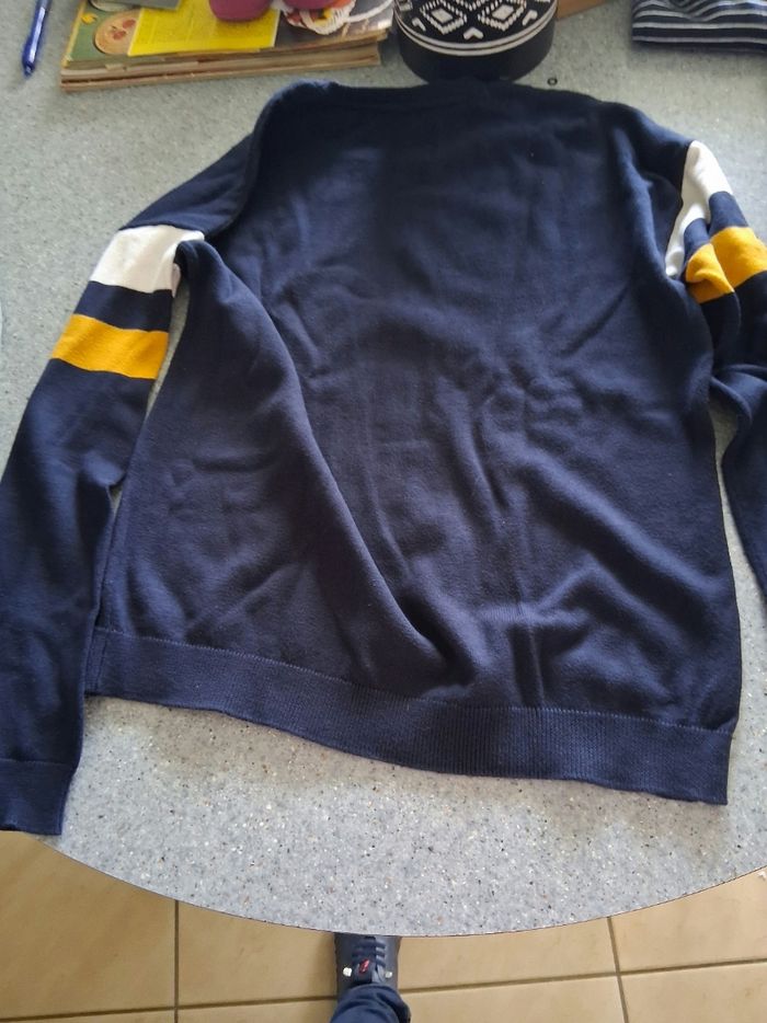 Pull bleu marine " t- 12 ans" - photo numéro 2