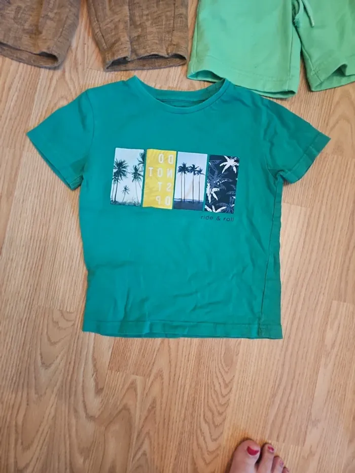Lot 2 ensembles + 1 tee shirt été garçon 4 ans - photo numéro 2