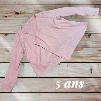 🧥🌸 Gilet tout doux rose poudré – Lili Marelle – 5 ans 💖